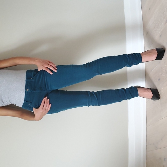7 for All Mankind corduroy skinny jeans - Picture 2 of 8